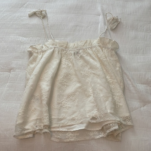 White tank - Picture 3 of 3